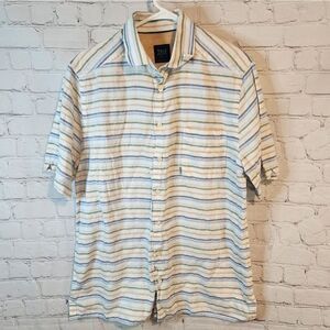 Men's True Measure button-down shirt, size Medium